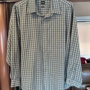 Arrow Wrinkle Free Men’s Blue and White Checked Button-Down Shirt